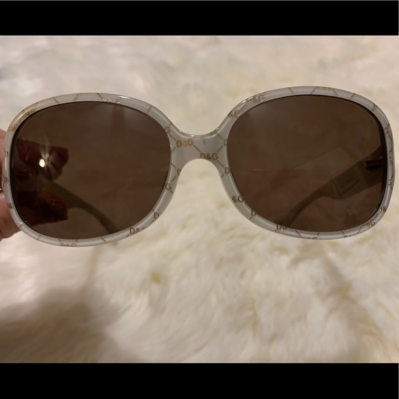 D&G logo Dolce & Gabbana White Gold SUNGLASSES - Picture 7 of 15